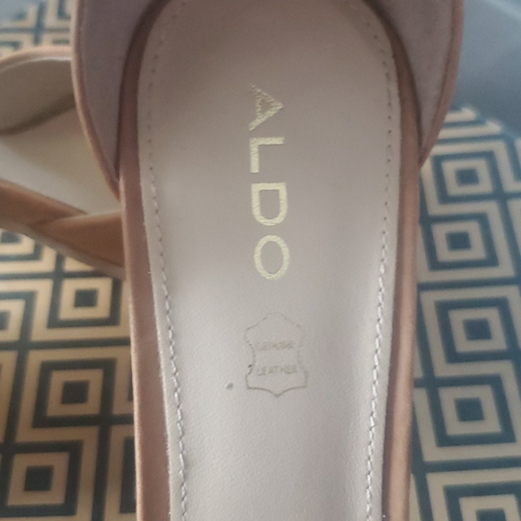 Aldo Chunky Hill Sandal - Picture 4 of 8